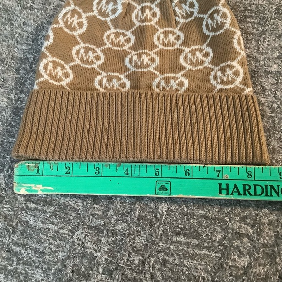 Michael Kors Knit Winter Hat - Picture 6 of 6